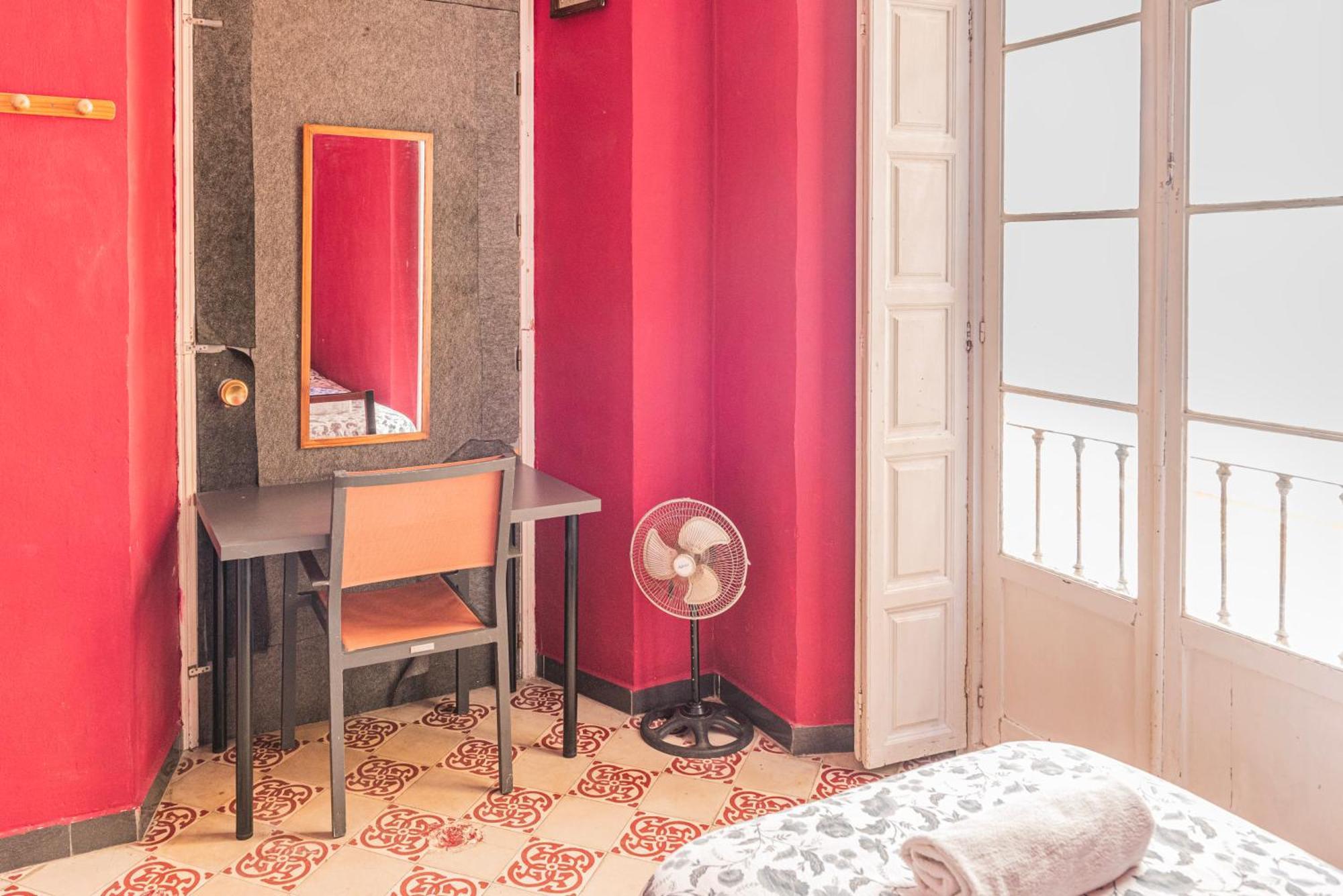 Private In Historic Building On The Square Málaga