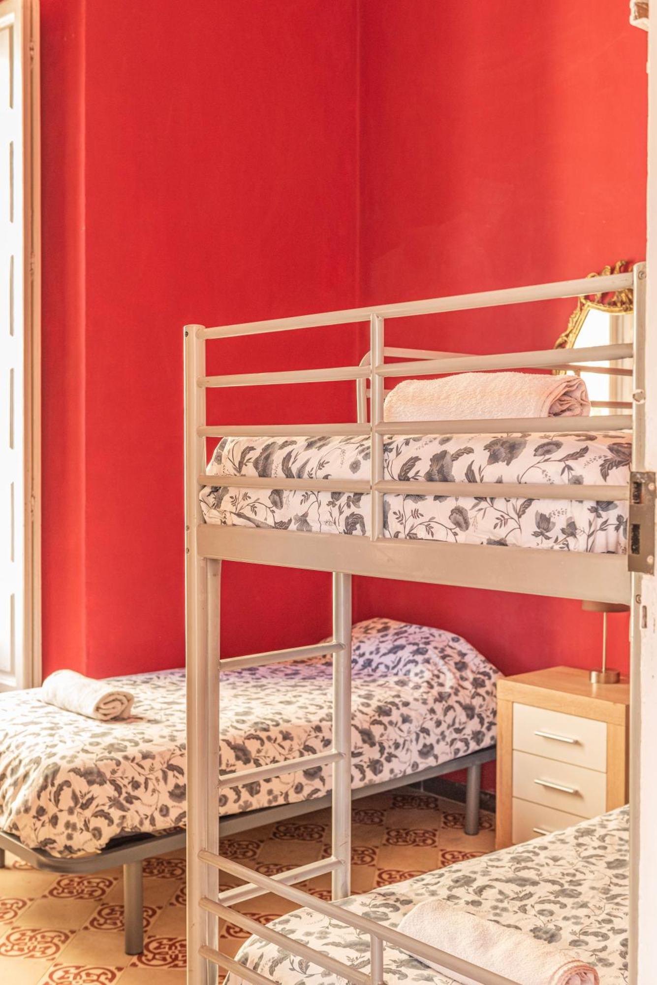 Accommodatie bij particulieren Private In Historic Building On The Square Málaga