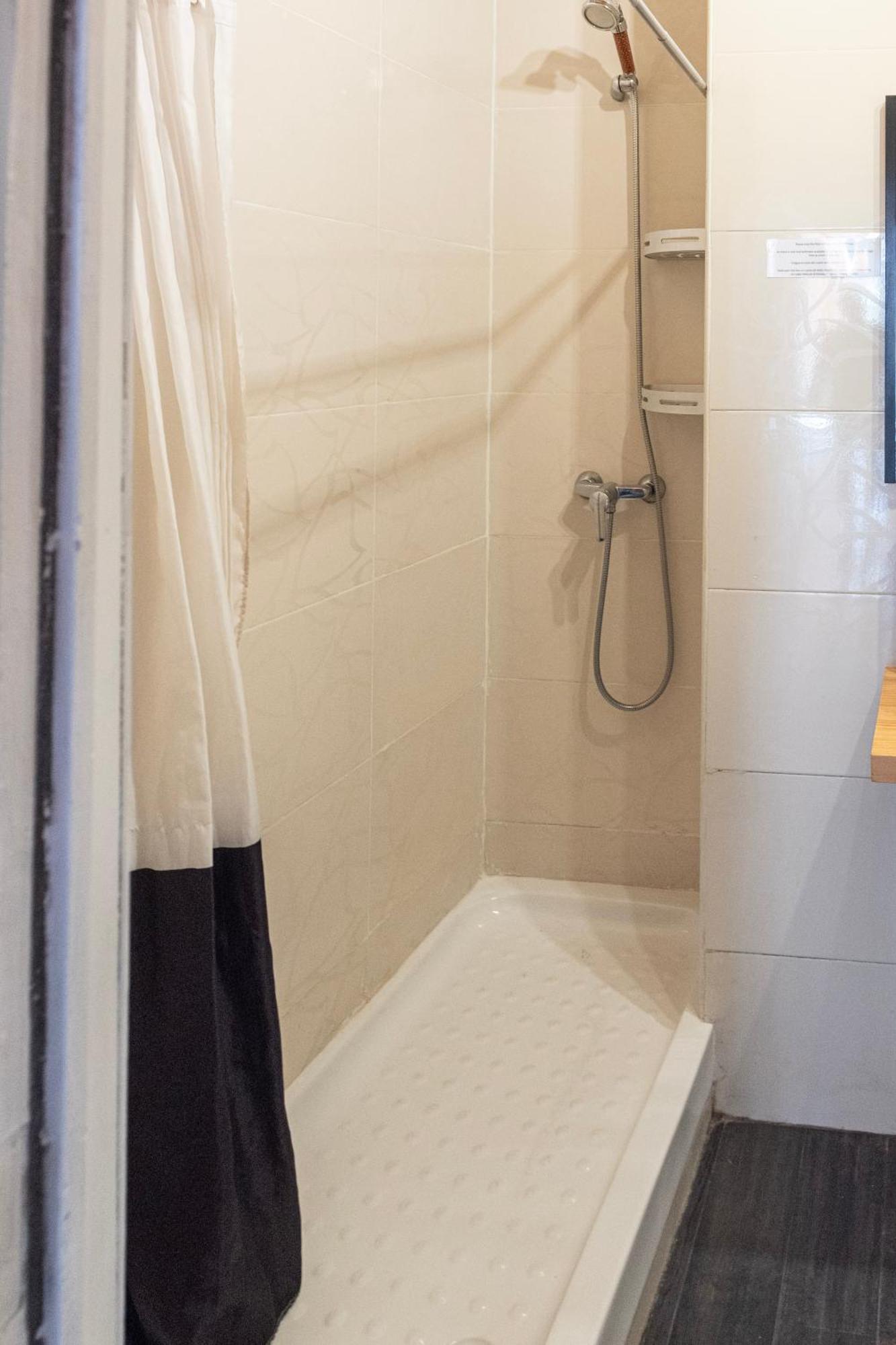 Accommodatie bij particulieren Private In Historic Building On The Square
