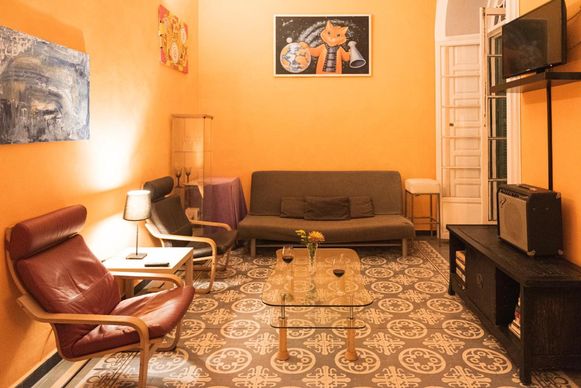 Accommodatie bij particulieren Private In Historic Building On The Square Málaga